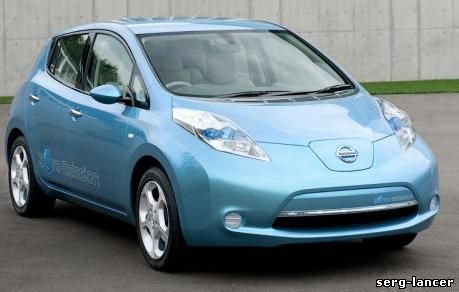 Nissan Leaf поступить в продаж в грудні